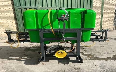 خرید سمپاش 600 لیتری بومدار مکعب تک مخزن با بوم 8 متری + فروش صادراتی